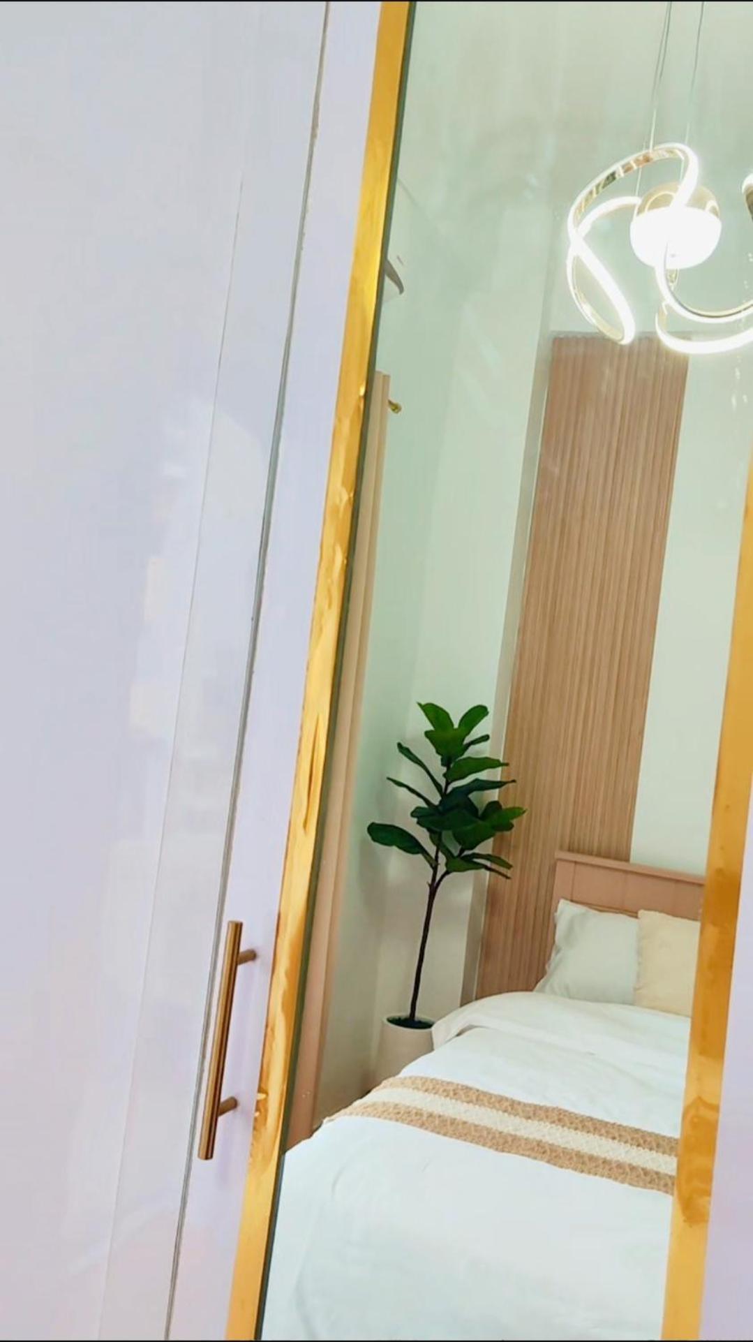 Paradise Realm Condotel Paranaque City Exterior foto